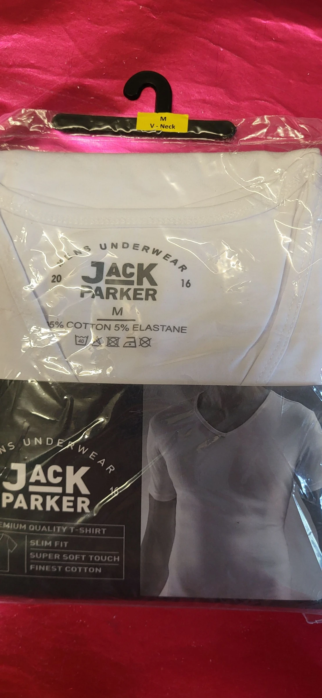 Jack Parker shirt maat M V neck.